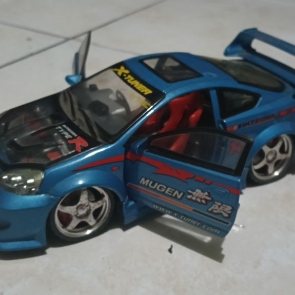 Diecast Honda Integra merk Kentoys skala 1:24