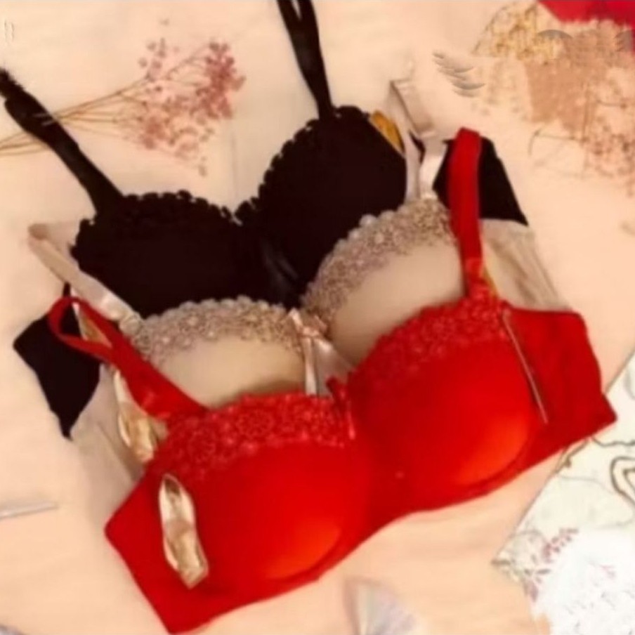 BRA  8813 BRA KAWAT CUP B KANCING 3 BRA PUSH UP CUP SETENGAH