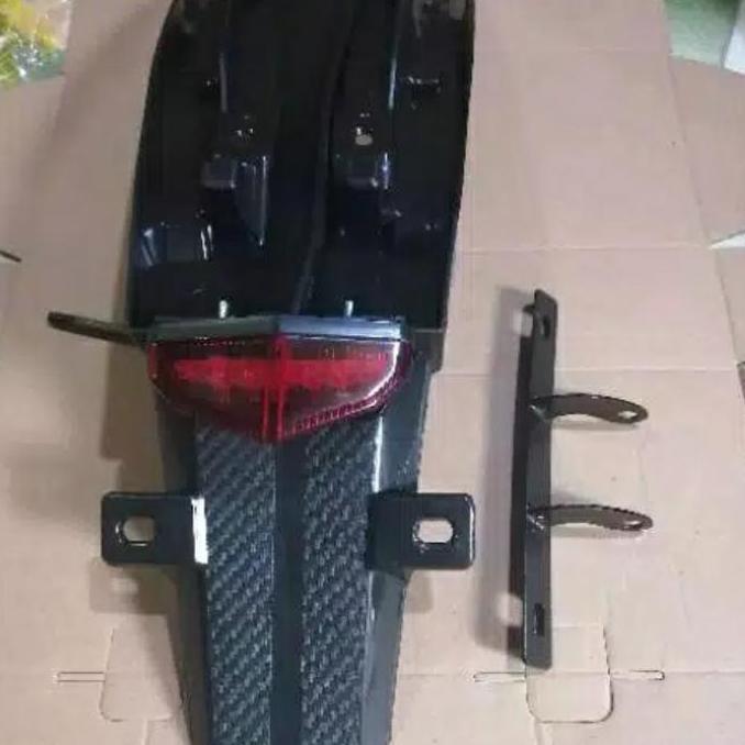 Spakbor belakang crf 150 l dudukan plat nomer besi crf 150 l stoplamp