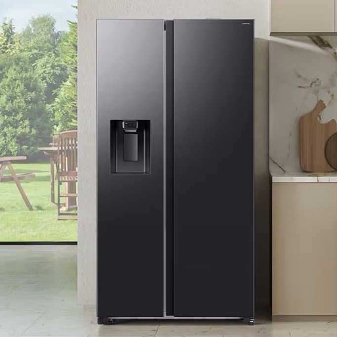 Samsung Kulkas BESPOKE Side by Side 660L RS70F65KNFSE Dispenser dan Ice Maker