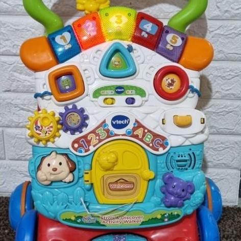 VTech Sit-to-Stand Stroll & Discover Activity Walker push walker pushwalker