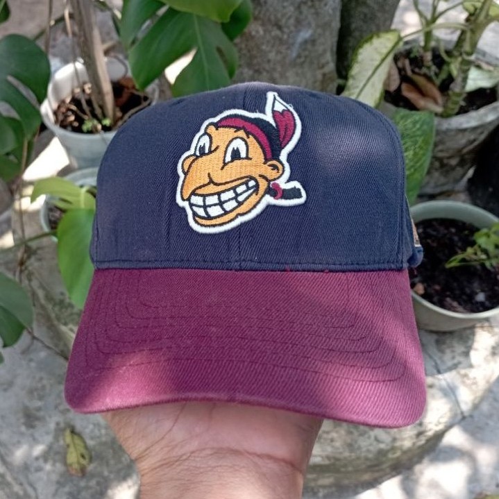 Topi MLB indian x flexfit