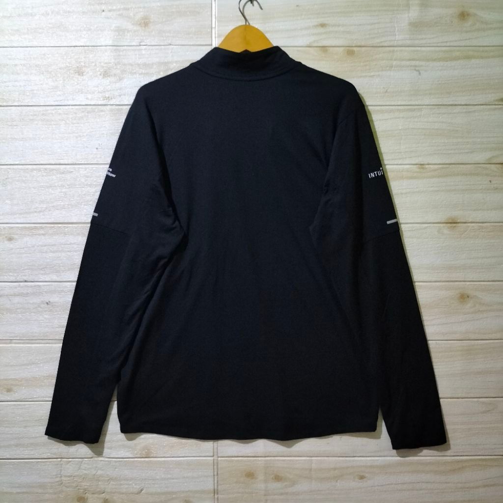 A11. Kaos Jersey Unisex  Size L fit M  LD106