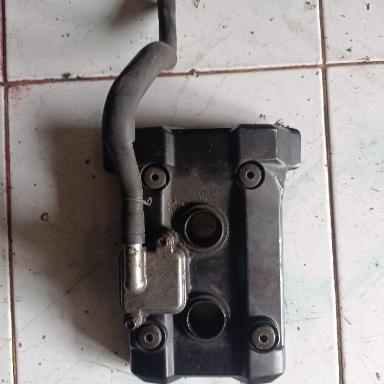 tutup head mesin yamaha r25 mt25
