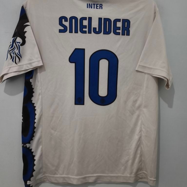 jersey baju bola retro intermil away naga sneijder sport casual