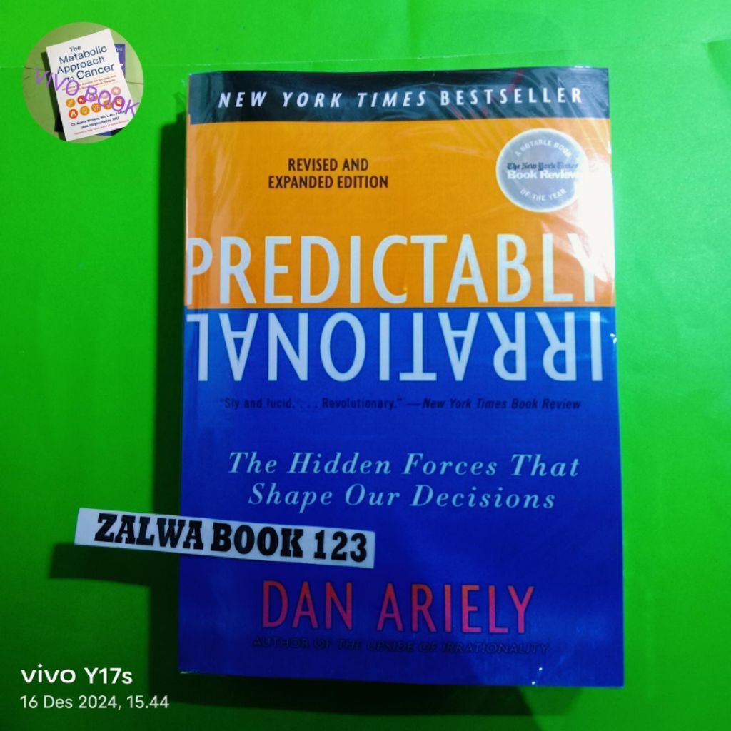 Buku Predictably Irrational by Dan Ariely