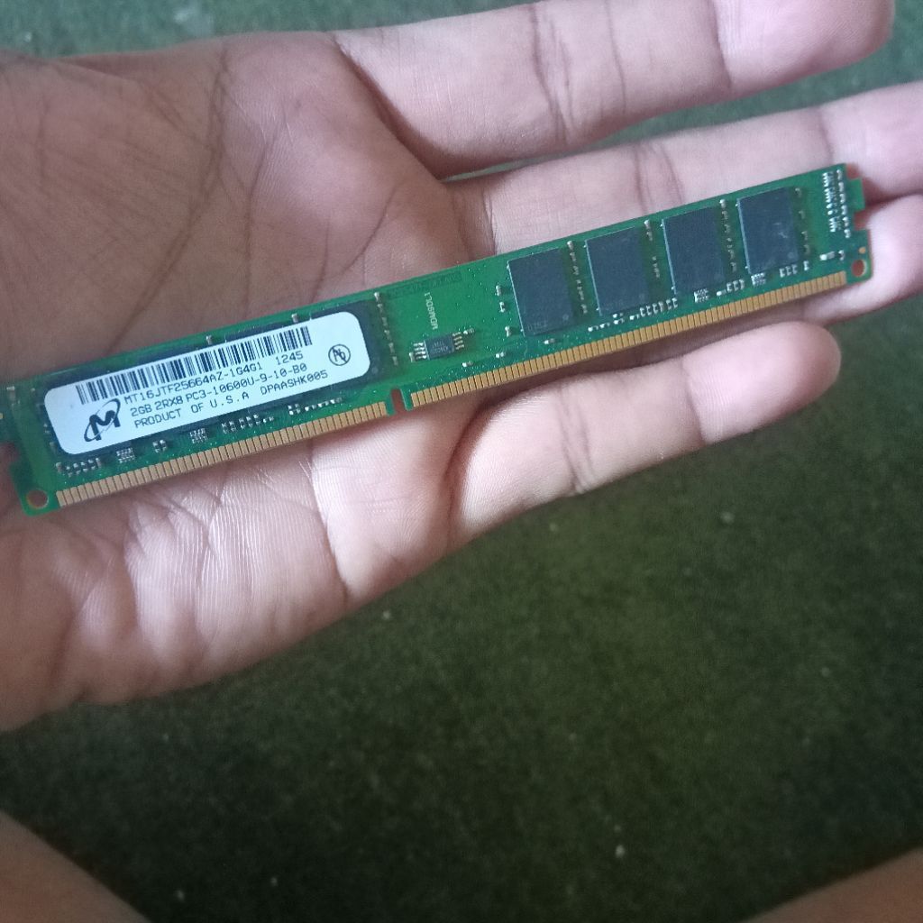 ram DDR3 2gb 10600 ic bolak balik MICRON