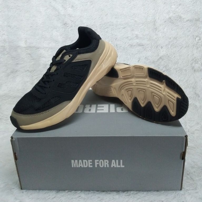 SEPATU SNEAKERS PIERO JOGGER