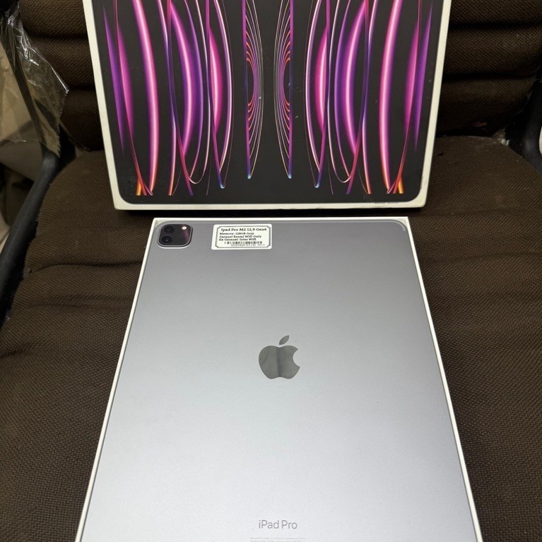 Ipad Pro M2 12,9" 128GB wifi Second ex garansi inter