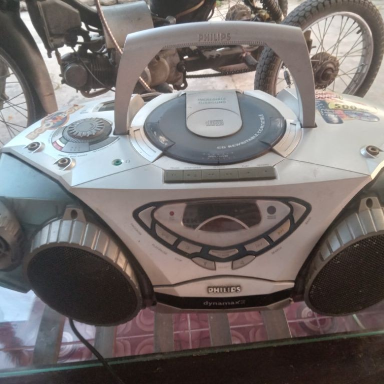 PHILIPS BOOMBOX DINAMAX