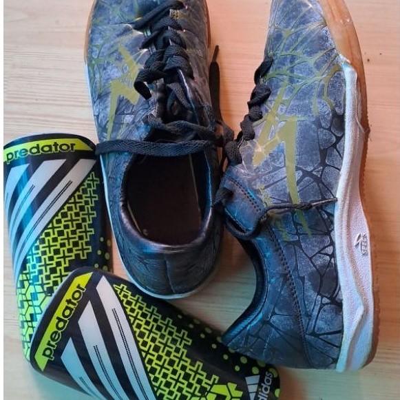 Sepatu Futsal Second 42