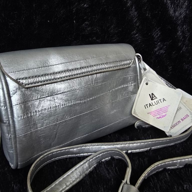 Tas selempang wanita merk ITALUITA Import