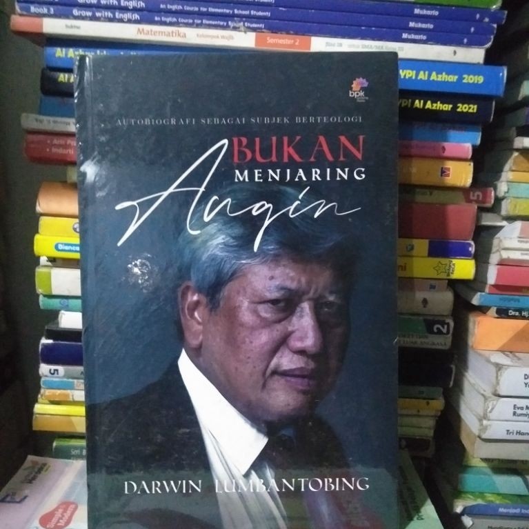 Buku Bukan Menjaring Angin Darwin Lumbantobing Autobiografi Sebagai Subjek Berteologi