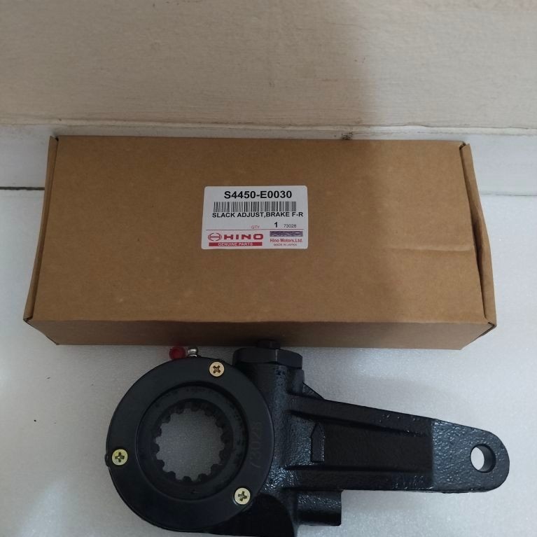 SLACK ADJUSTER HINO 500 DEPAN KANAN S4450-E0030 FR/RH