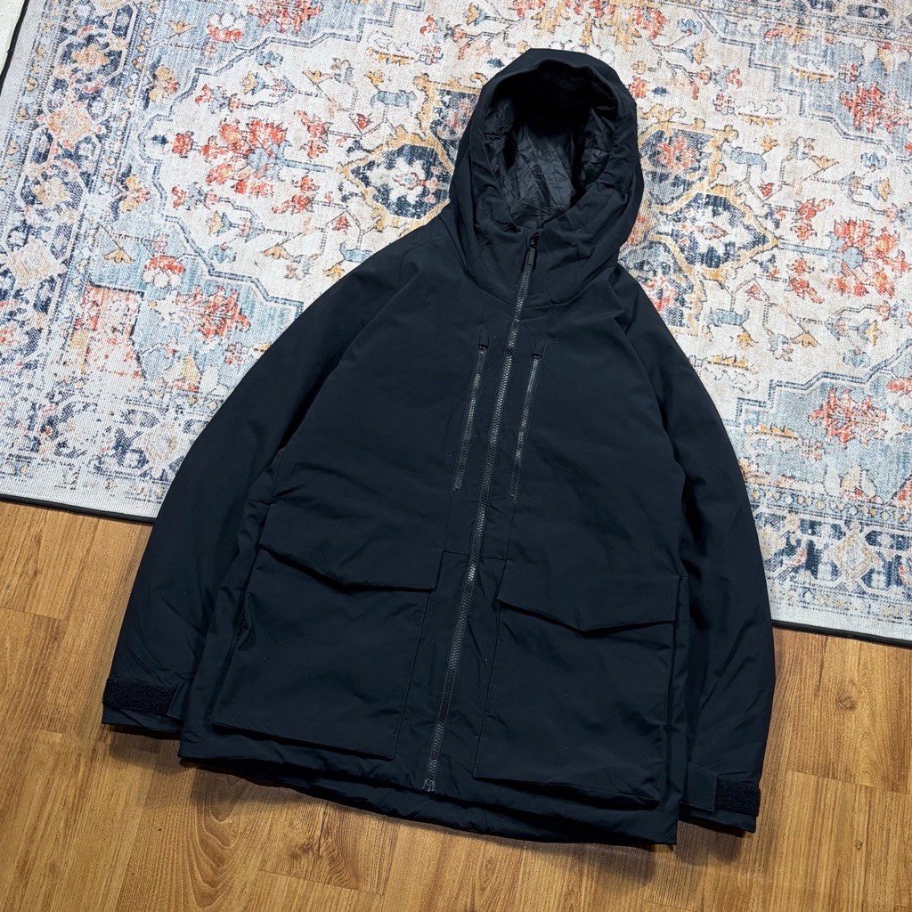 UNIQLO HYBRID DOWN JACKET