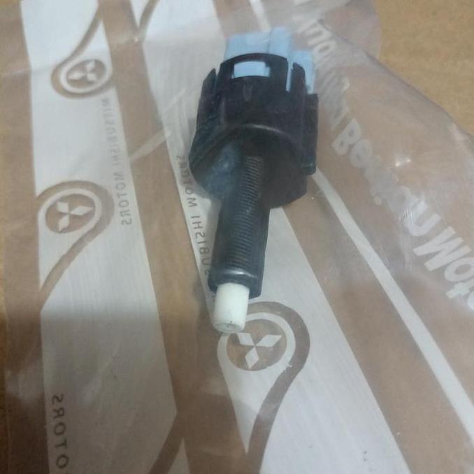 Switch rem Stop Switch Mitsubishi Lancer Outlander mirage Pajero Oem