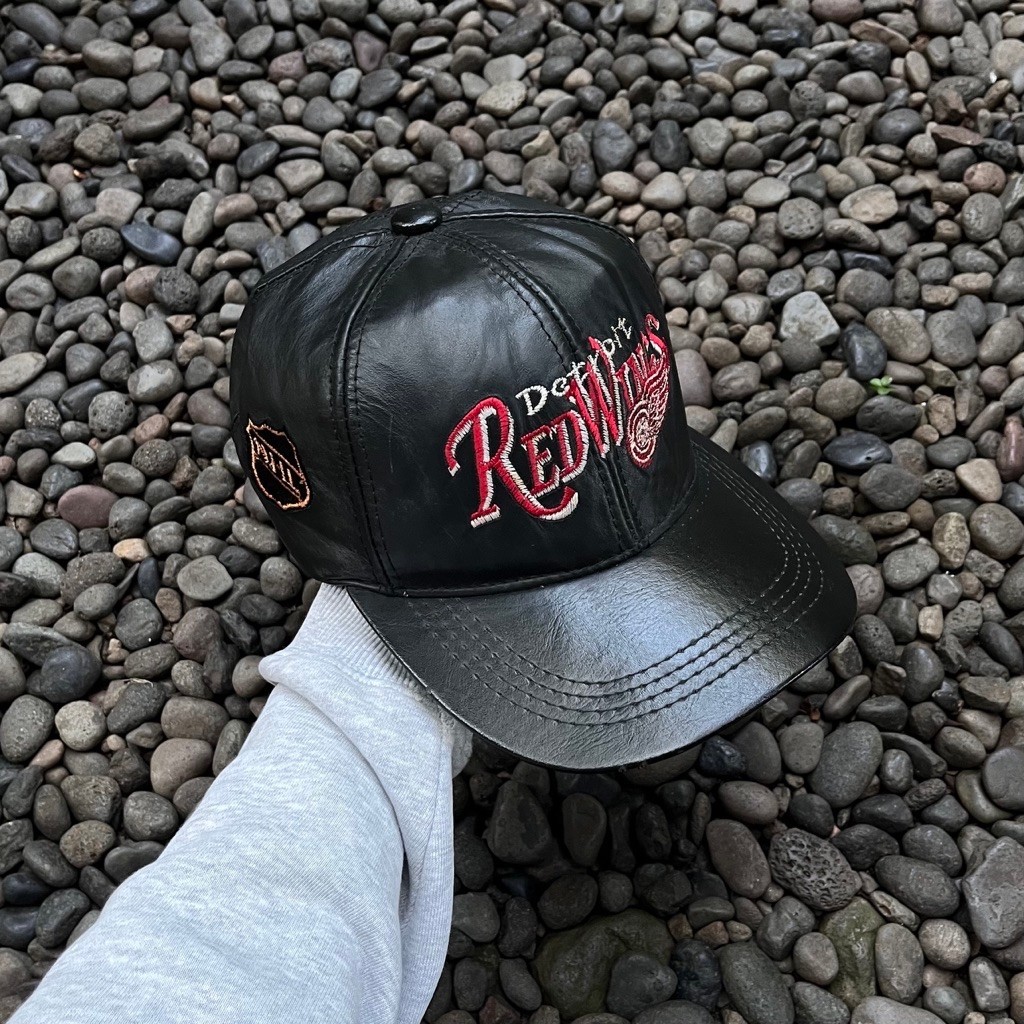 TOPI / HAT VINTAGE DETROIT REDWINGS
