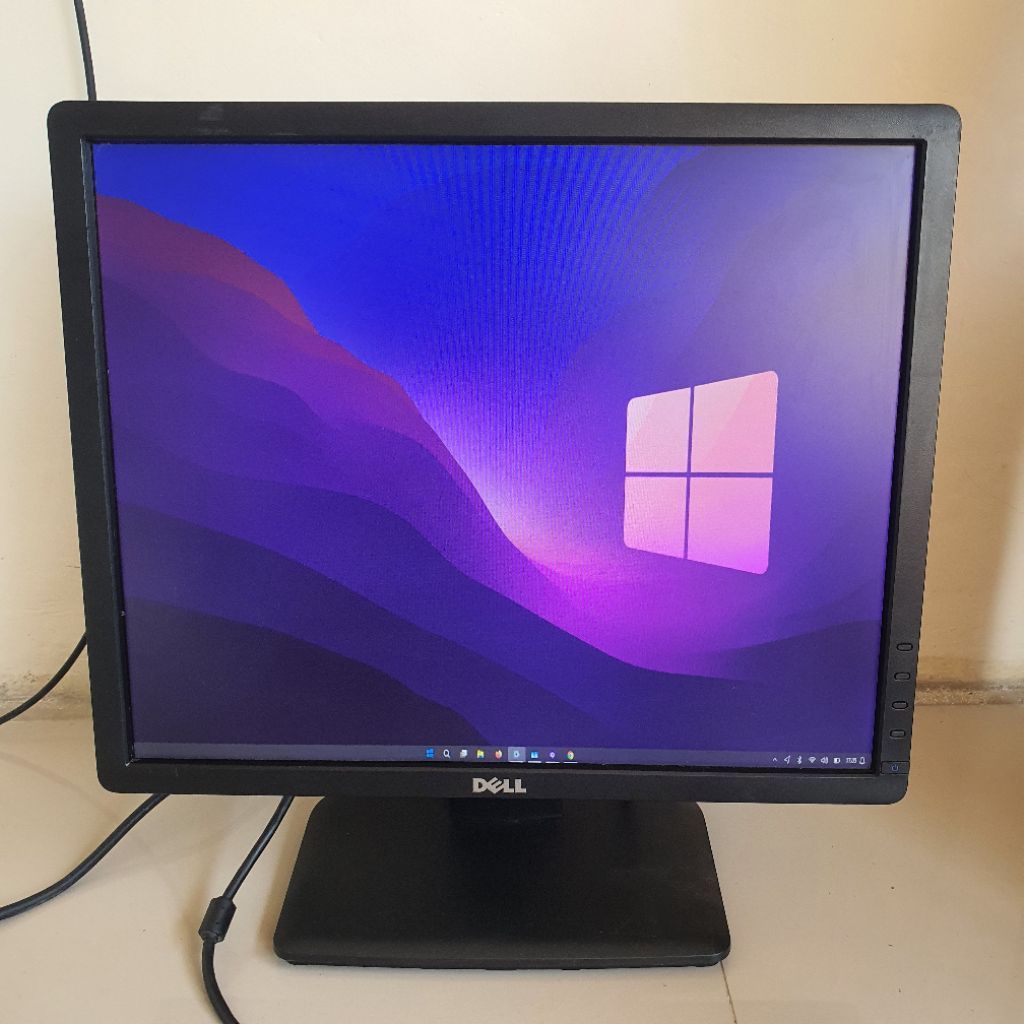 Monitor Komputer 19 inc Kotak Dell e1913s HD