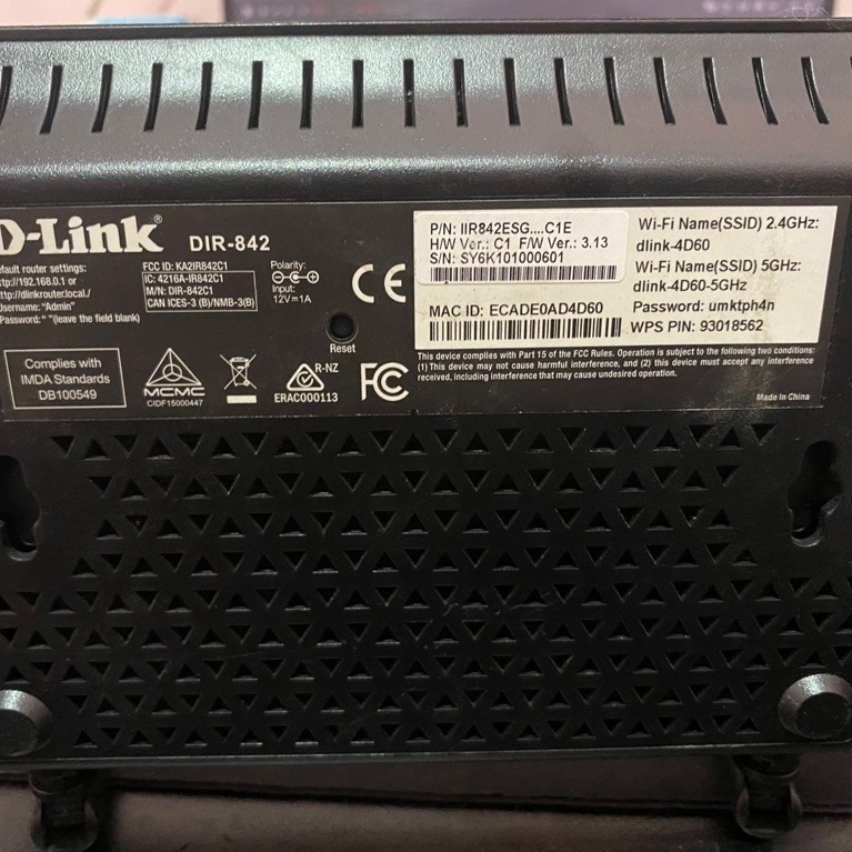 D-Link DIR-842