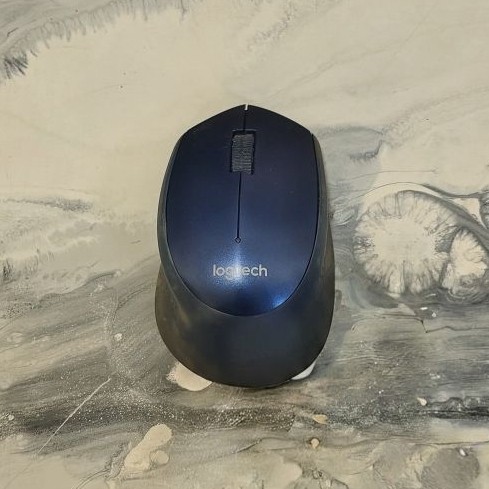 Mouse Logitech Wireless Biru Bekas