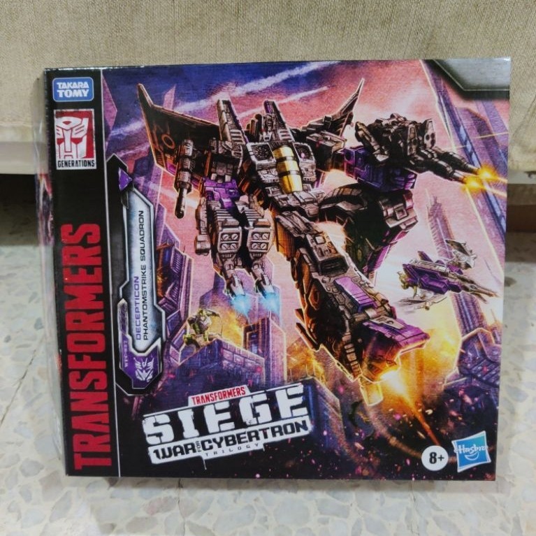 Hasbro transformers siege WFC phantomstrike