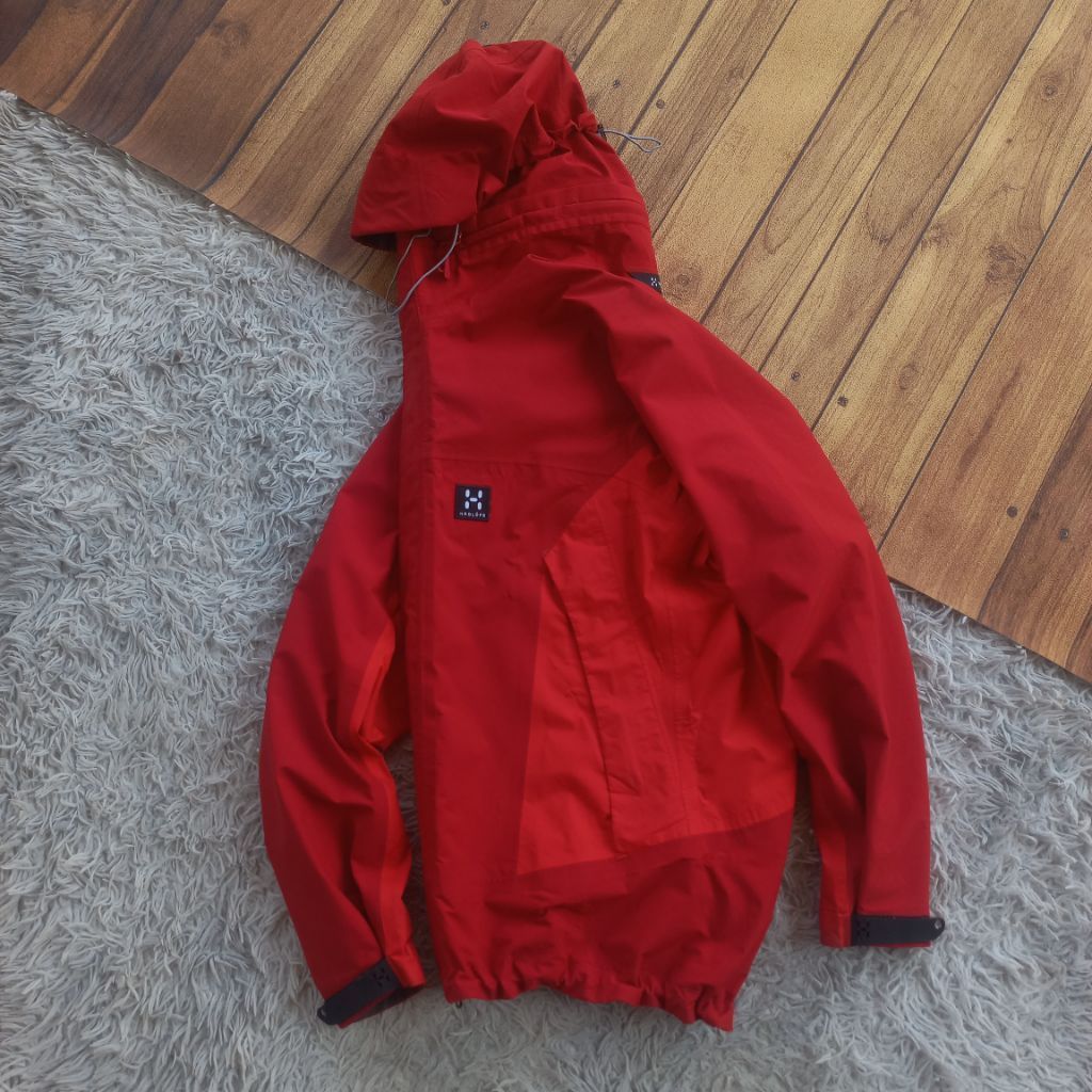 HAGLOFS GORE-TEX GORPCORE OUTDOOR JACKET WATERPROOF 3 LAYER NOT blocktech goose down harrington casu