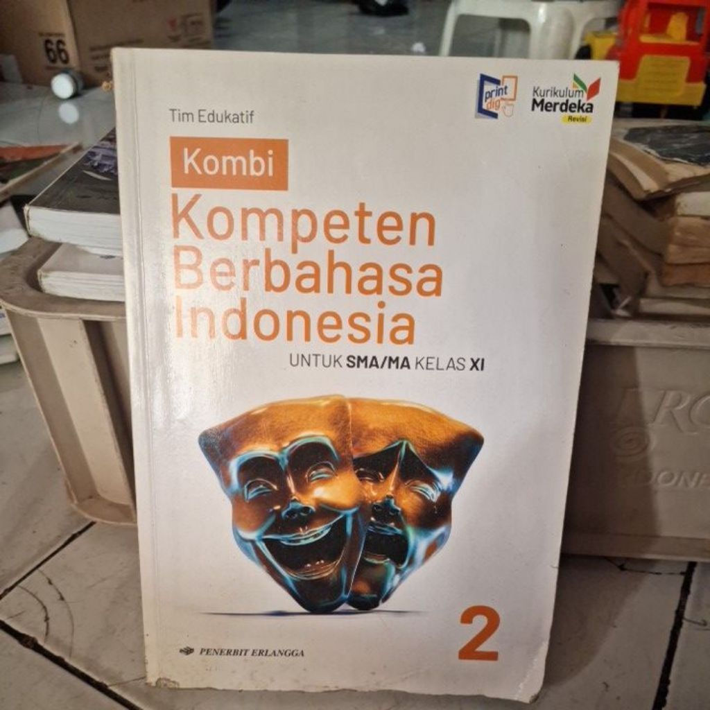 Buku kompeten berbahasa indonesia (preloved) kelas 2 sma