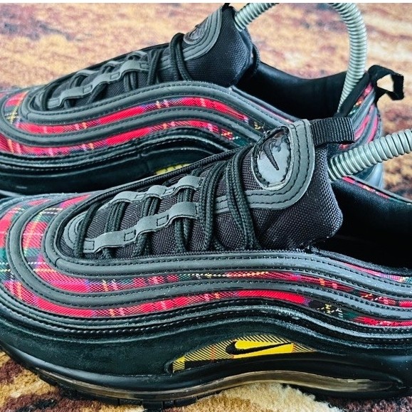 NIKE AIRMAX HITAM MERAH SIZE 38,5 insole 24,5cm PL