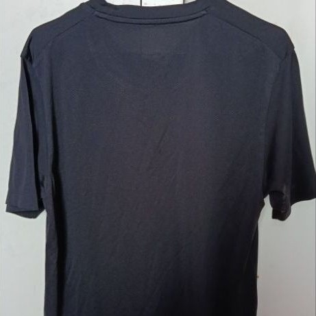Kaos Running Uniqlo