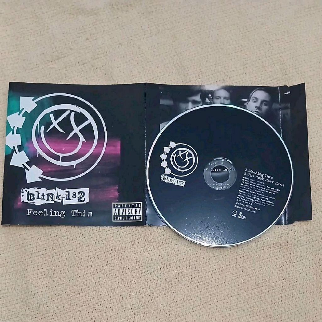 BLINK 182 CD/ COMPACT DISC