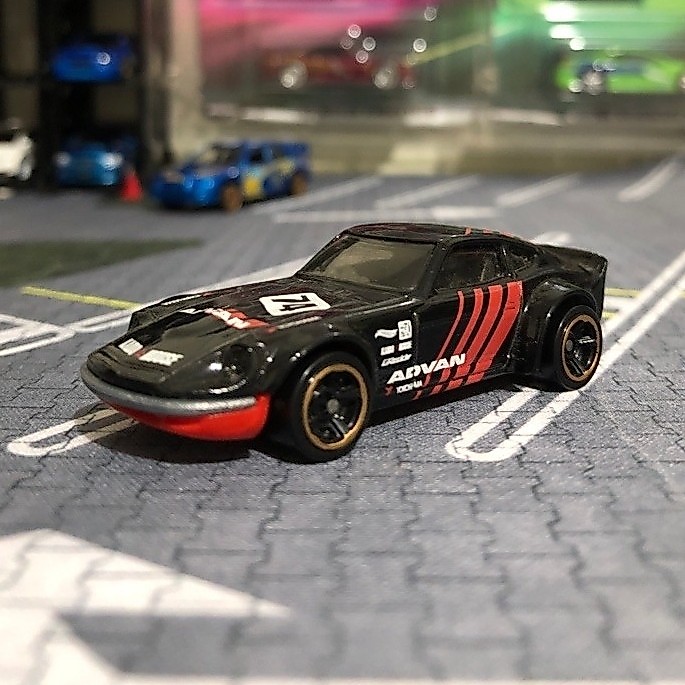 HOT WHEELS NISSAN FAIRLADY Z ADVAN