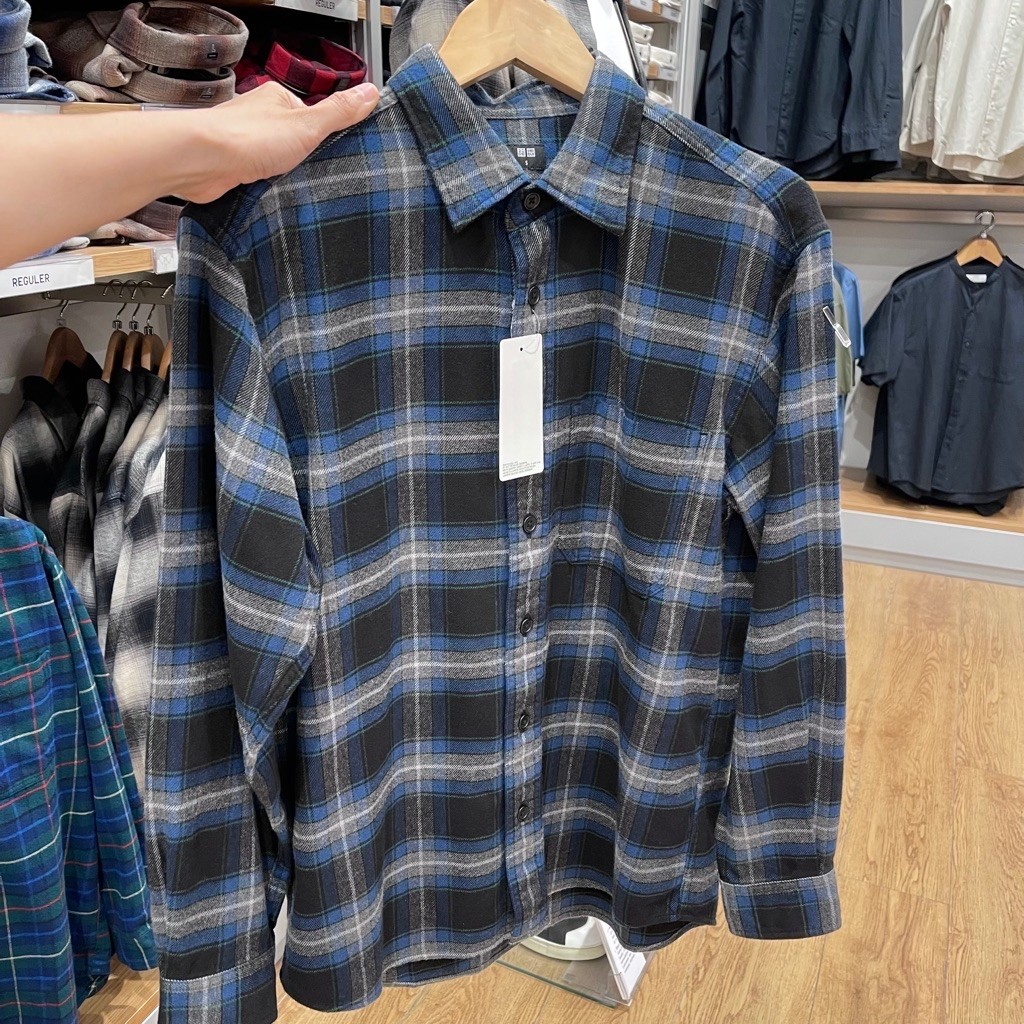Kemeja Uniqlo Man Flannel 09 Black Hitam