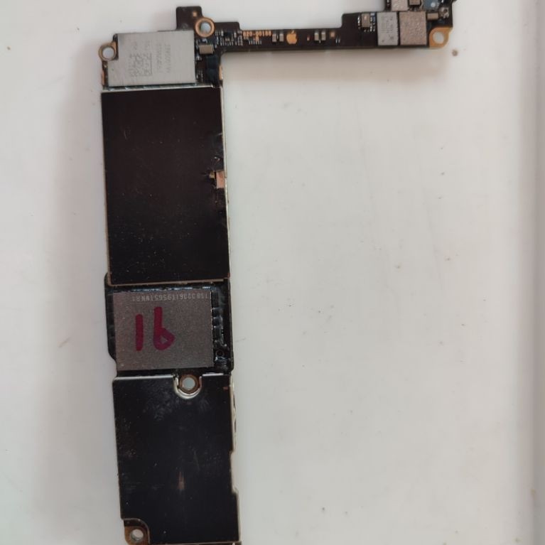 mesin iphone 7 32gb stuck di logo