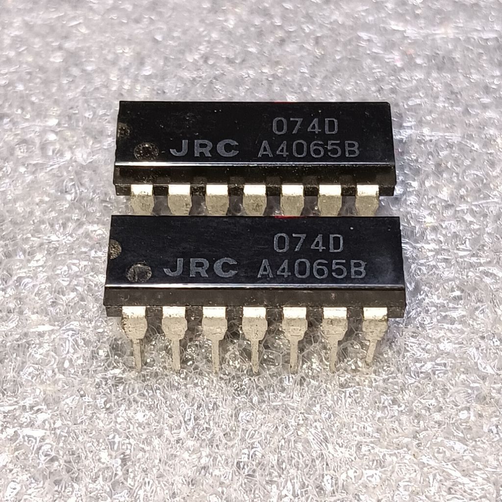IC NJM074D JRC074D JRC 074D Low Noise Quad Op-Amp FET Input Original JRC NOS