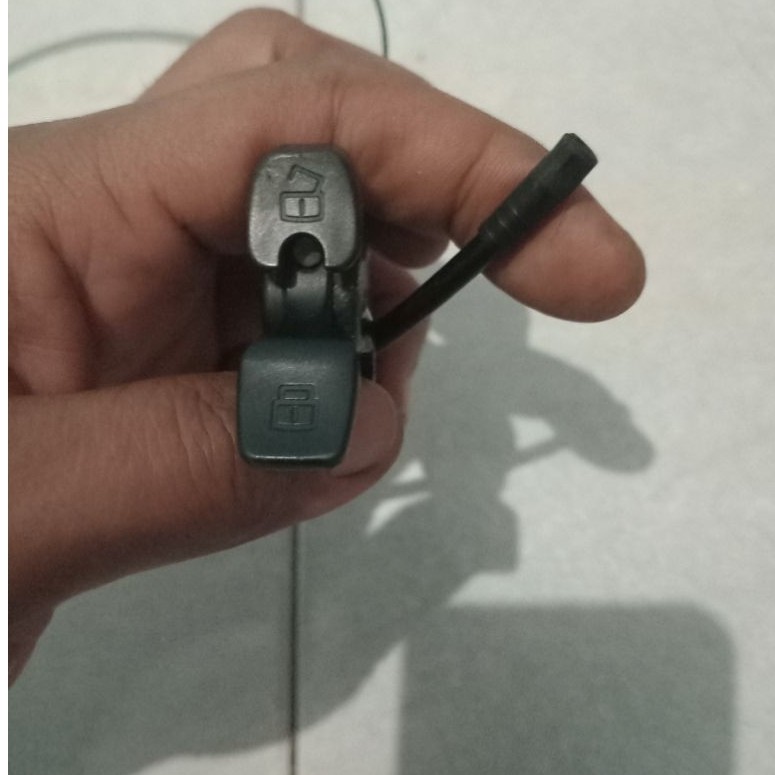 remote fork sr suntour