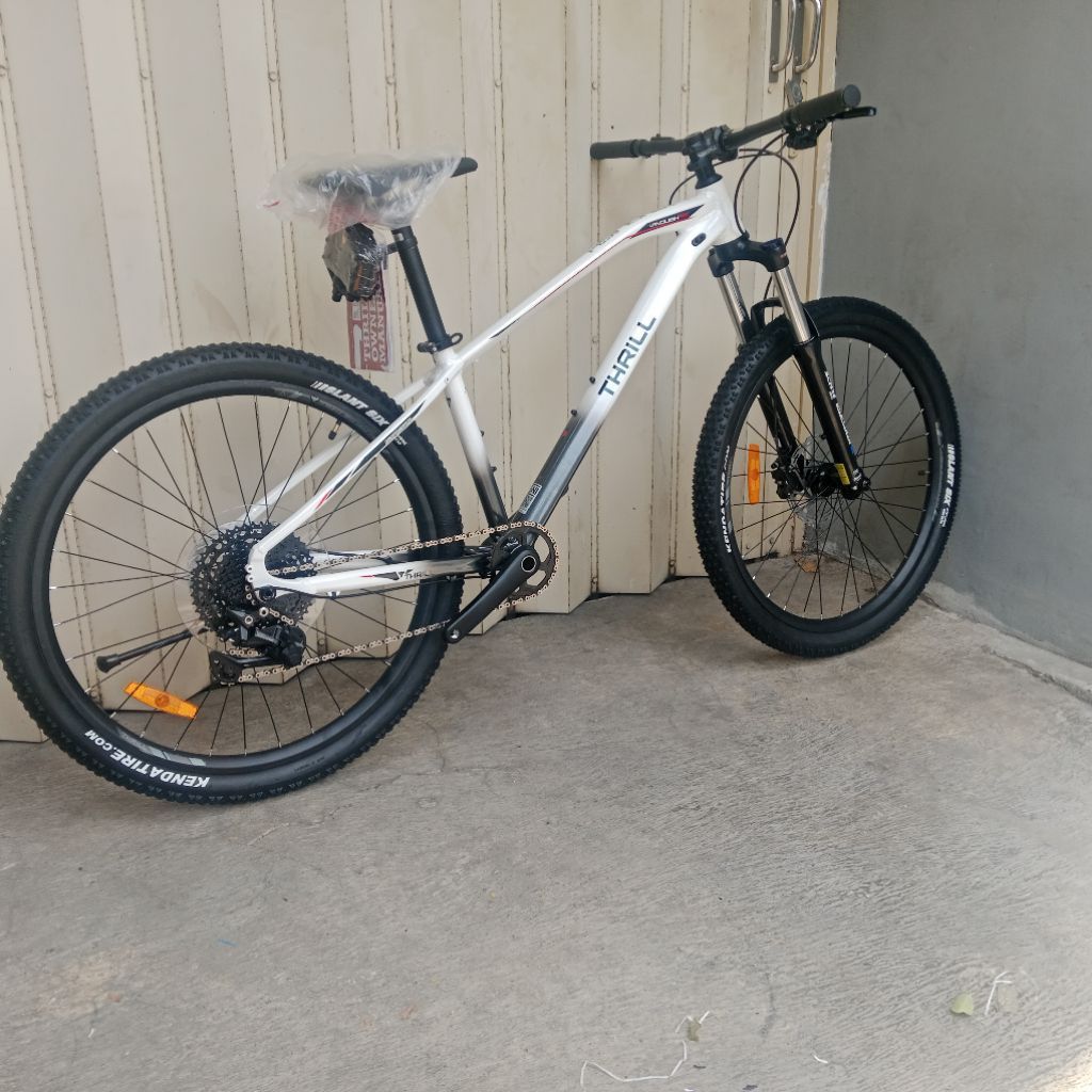 Sepeda Thrill Vanquish Pro Ukuran 27.5