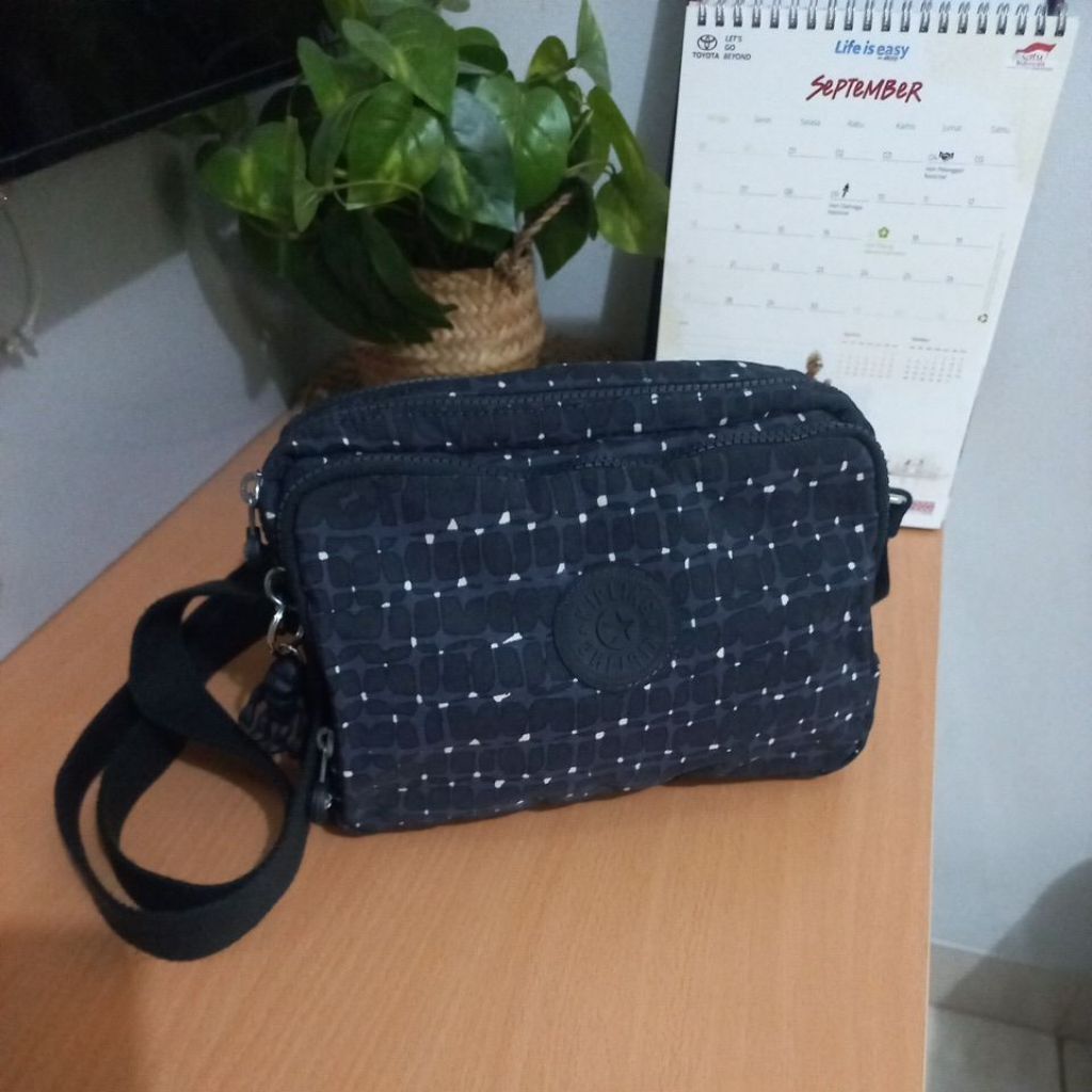 preloved tas wanita kipling ori