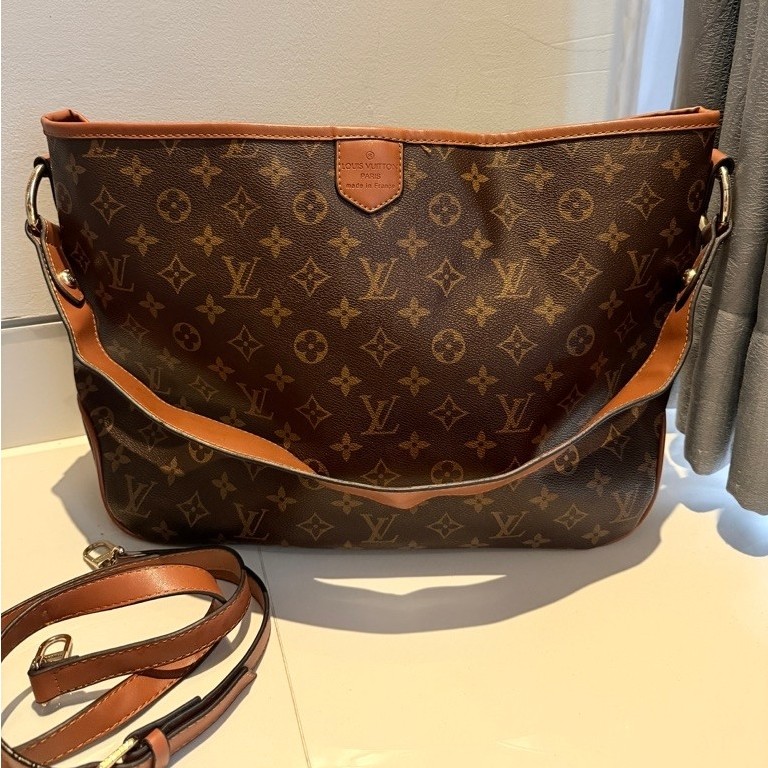LV Tote Monogram
