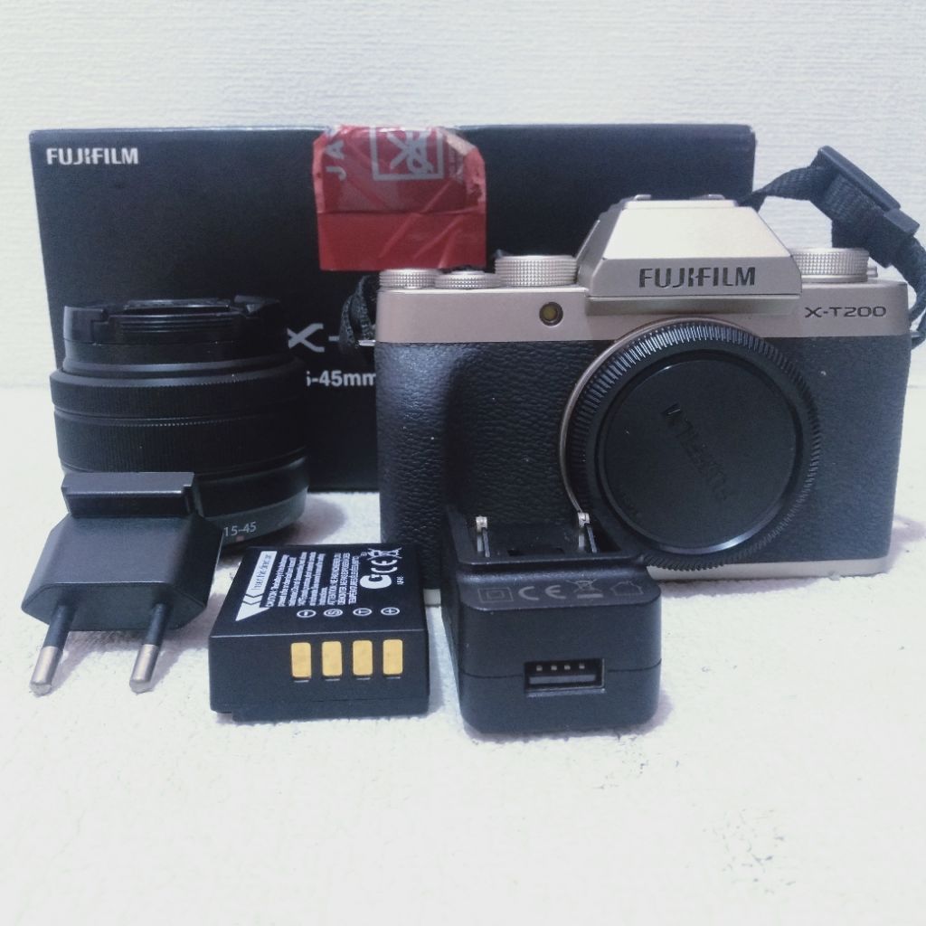 Fujifilm X T200 Kit 15 45mm Fullset FUJIFILM X-T200 KIT 15-45MM