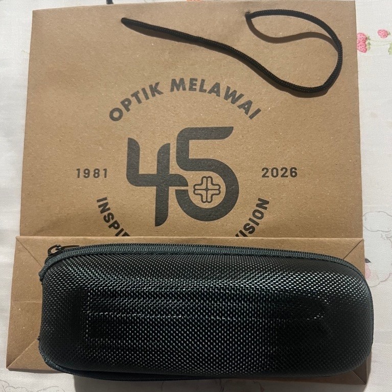 Kotak Kacamata Optik Melawai