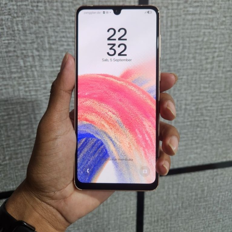 Samsung A33 5G peach second