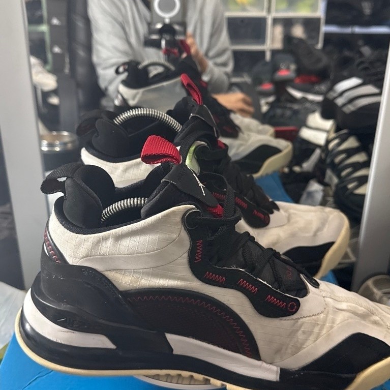 Jordan Aerospace 720 (42)