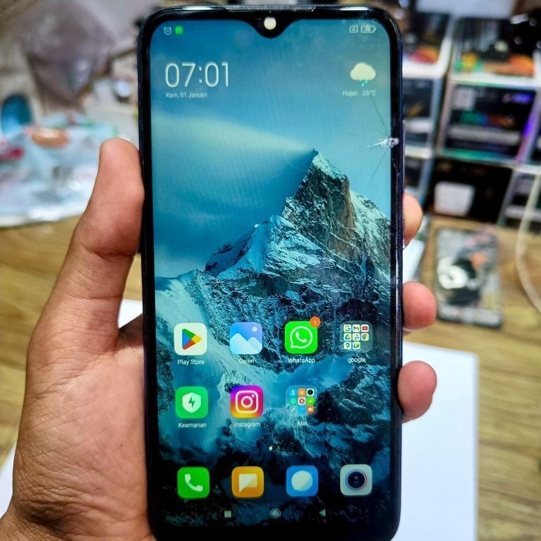LCD TS TOUCHSCREEN FULLSET FRAME REDMI NOTE 7 NORMAL MINUS RETAK BUKAN ORI COPOTAN
