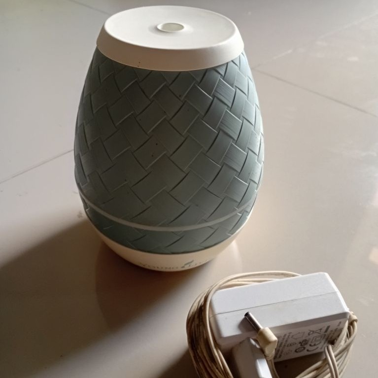 Diffuser Young Living Bekas kondisi masih bagus minus box saja
