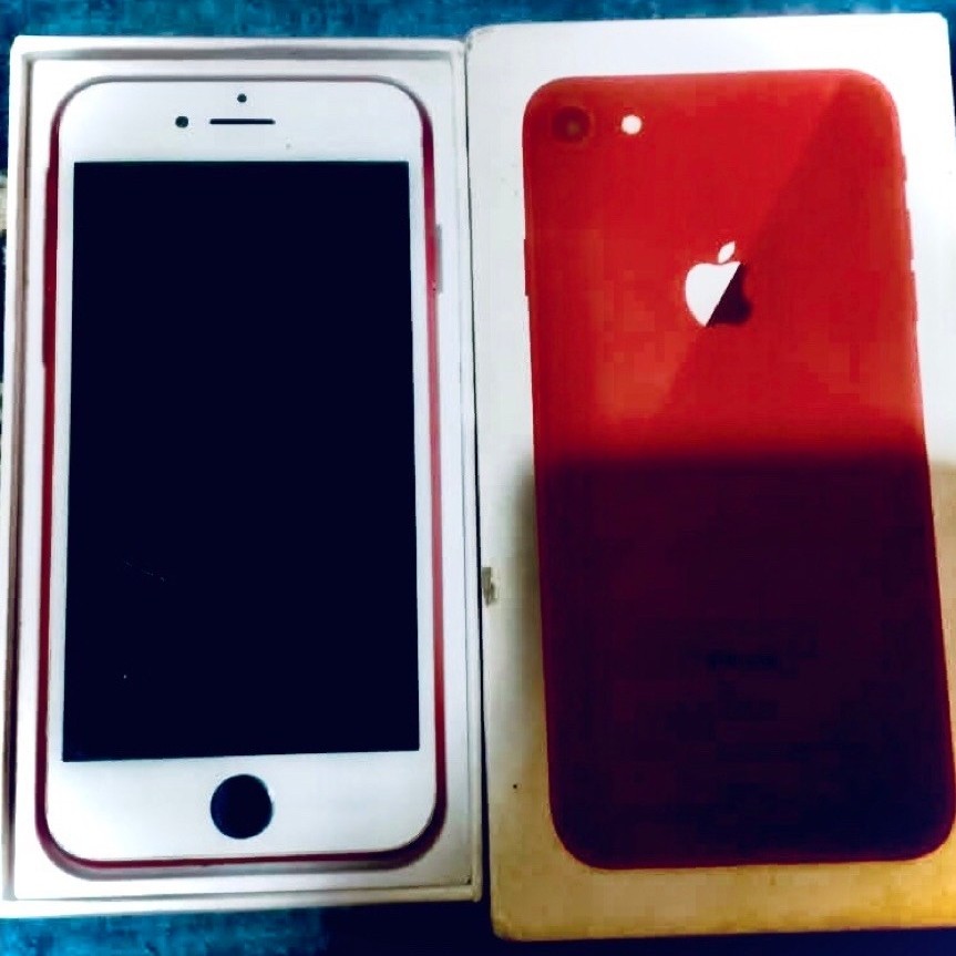 Apple iphone 8 second like new