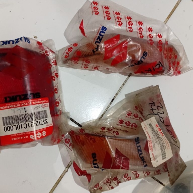 mika stoplamp set suzuki crystal rgr ori