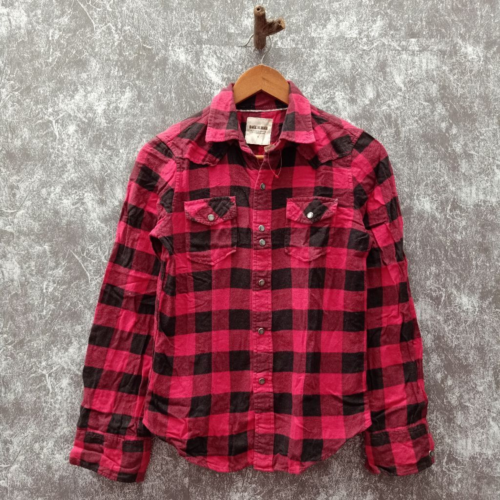 Kemeja flannel wanita back number