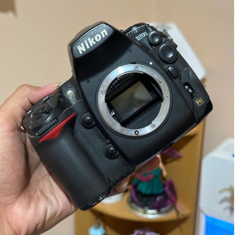 nikon d700 body only