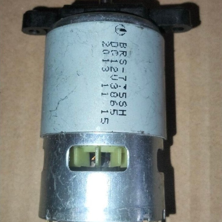 DINAMO MOTOR BRS 12V 2.2A BEKAS COPOTAN