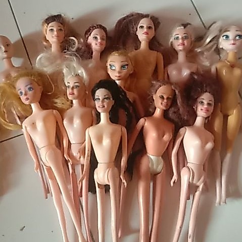 Boneka Barbie Pivotal Preloved